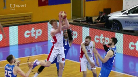 Maxa NBL - Basket Brno - USK Praha