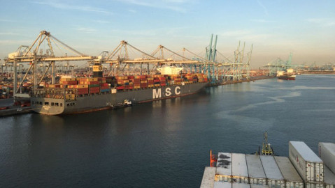 Obří dopravní uzly - Rotterdamský přístav