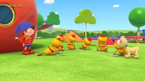 Noddy v zemi hraček - 28/52 Módní přehlídka papírových panenek.