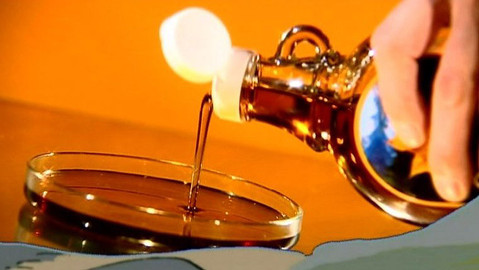 Pod pokličkou - Sirup sladí, léčí a vašemu tělu svědčí