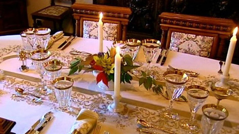 Pod pokličkou - Milé dámy, milí páni, co víte o stolování?