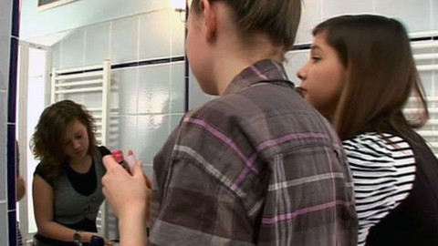 Intolerance - Obchod s identitou