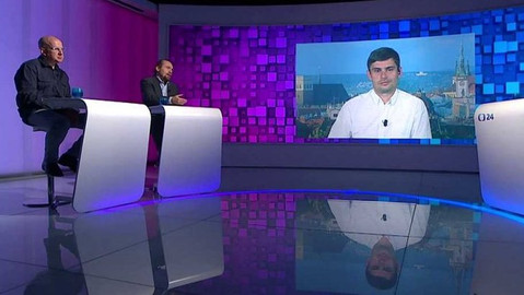 Politické spektrum - Komunální politická scéna