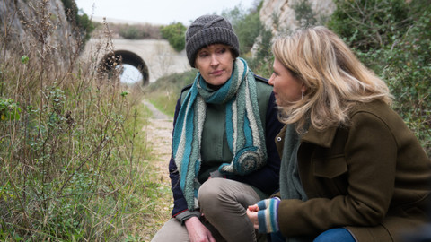 Inspektorka Candice Renoirová - 8/10 Na každém šprochu pravdy trochu