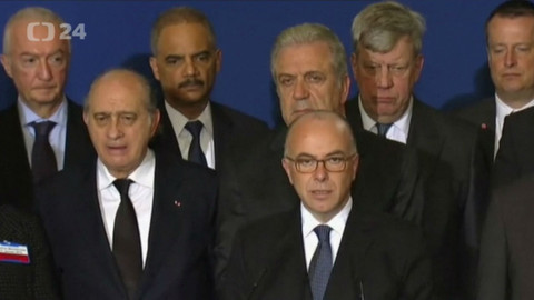 Mimořádné pořady ČT24 - Francie vzpomíná na oběti útoků