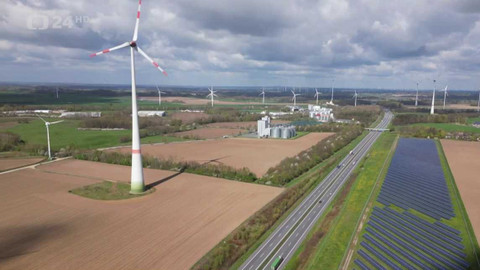 Zóna ČT24 - 1. května 2023