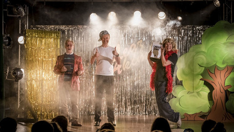 Liga gentlemanů - 2/3 Zachraňte Royston Vasey