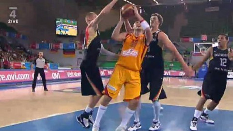 ME v basketbalu 2009 Polsko - Makedonie - Německo