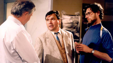 Hříchy pro pátera Knoxe - 7/10 Ženské za volantem