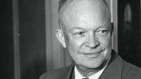 Americké století očima Olivera Stonea - 5/10 Padesátá léta: Eisenhower, bomby a třetí svět