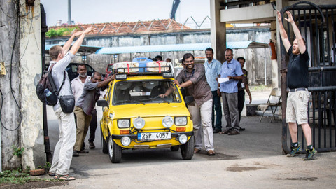 Trabantem z Indie až domů - 3/14 Bez motoru do Indie