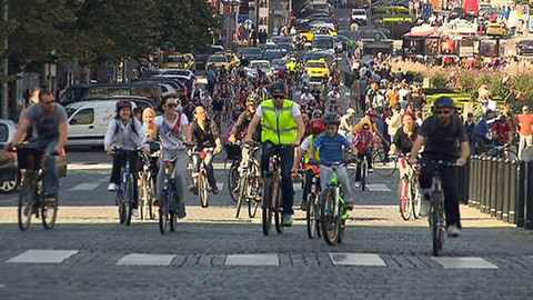 Zprávičky - 22. září 2012