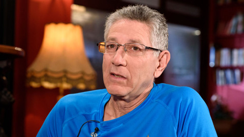 Na plovárně - Ashrita Furman