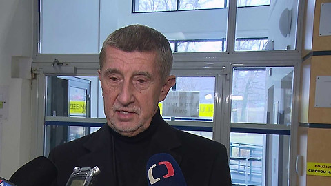 Události, komentáře - 9. února
