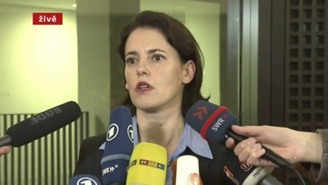 Mimořádné pořady ČT24 - Brífink spolkového státního zástupce k vyšetřování útoku v Berlíně