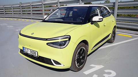 Auto moto svět - Auto moto test