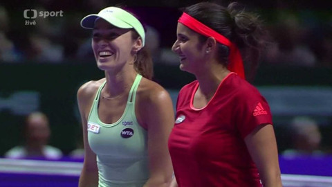 BNP Paribas WTA Singapur 2015 - Hingisová, Mirzaová (CHE, IND) - Muguruzaová, Suárezová Navarrová (ESP)