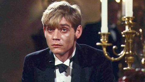 Návrat na Brideshead - 5/11 Rána do živého