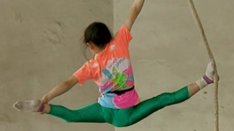 Rození vítězové - 13/26 Maninpua – hadí žena