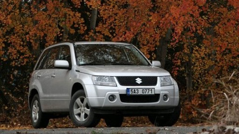 Auto Moto Revue - 3. prosince 2005