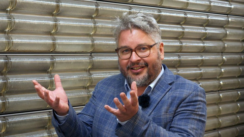 Volavky a predátoři - Metro - vydrancovaná galerie ve veřejném prostoru