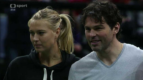 Tenis - Tenisová exhibice Kvitová - Šarapovová