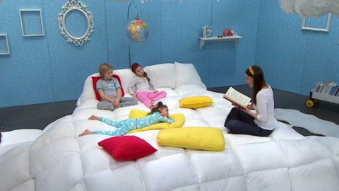 Malovaná čítanka - Tyranosaurus. Bříza a oheň