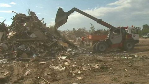 Mimořádné pořady ČT24 - Ničivé tornádo na jižní Moravě