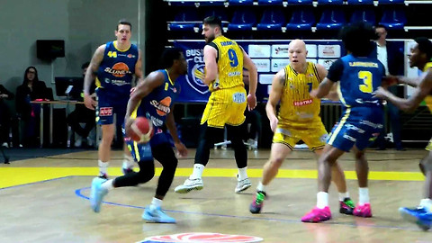 Basketbal - BK Opava - SLUNETA Ústí n. L.