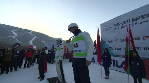 Magazín SP ve freestyle lyžování - Magazín SP v akrobatickém lyžování