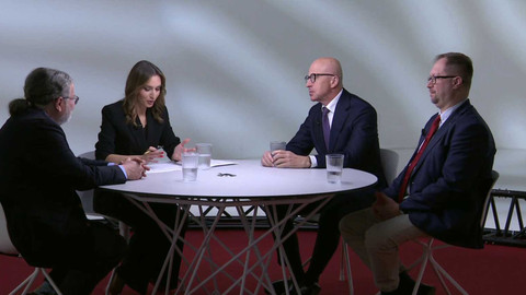 Nedělní debata - 12. dubna 13:05