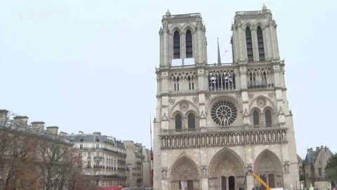 90’ ČT24 - Katedrála Notre Dame se opět otevírá