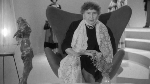 Malá noční povídka - Výklad historie