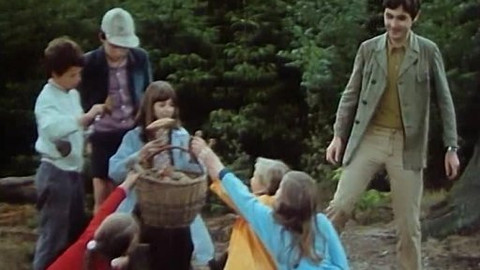 Tajemství proutěného košíku - 7/13 Nový malý přítel