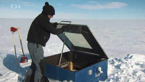 Dobrodružství vědy a techniky - Izolace - zkouška odolnosti těla i mysli