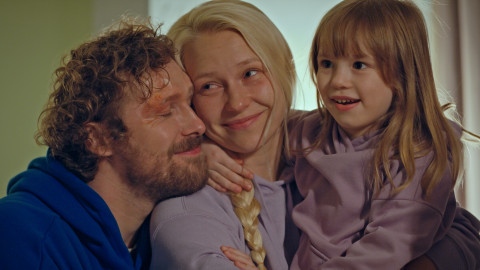 První dny - 1/6 Rodina