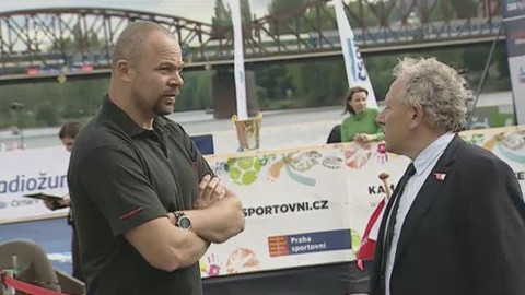 Jachting - Univerzitní osmiveslice