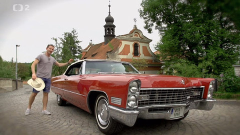Auto Moto Revue - Vítr ve vlasech v cadillacu ze šedesátých let