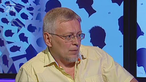 Před půlnocí - 15. srpna 2012