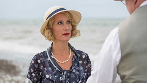 Hotel na pobřeží - Epizoda 4/6