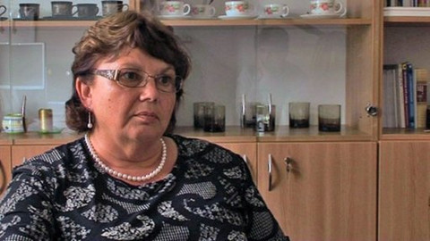 Případ pro ombudsmana - 9/16 Ústav nebo širší rodina?