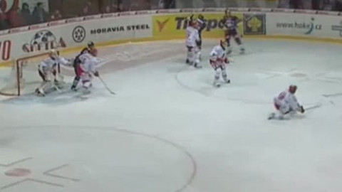 Buly hokej - HC Oceláři Třinec - Bílí Tygři Liberec