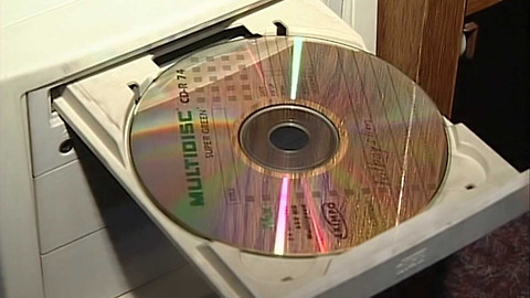 Archiv dne - 17. červen 2002: Vypalování CD