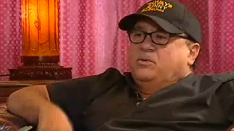 Na plovárně - Danny DeVito