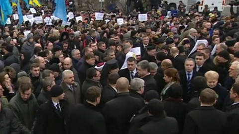 Mimořádné pořady ČT24 - Rok od Majdanu