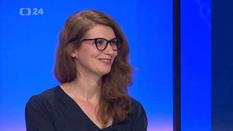 90’ ČT24 - Výzkum k 30 rokům od pádu totality