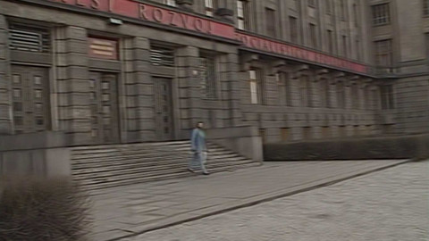 Archiv dne - 7. leden 1990: Diskriminace aparátníků