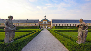 Deset století architektury
