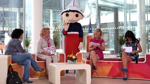 Sama doma - 1. června 2012