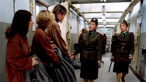 Přítelkyně z domu smutku - 4/4 Přítelkyně z domu smutku